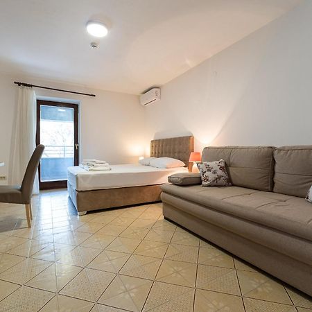Studio Apartments Marea 2 บุดวา ห้อง รูปภาพ