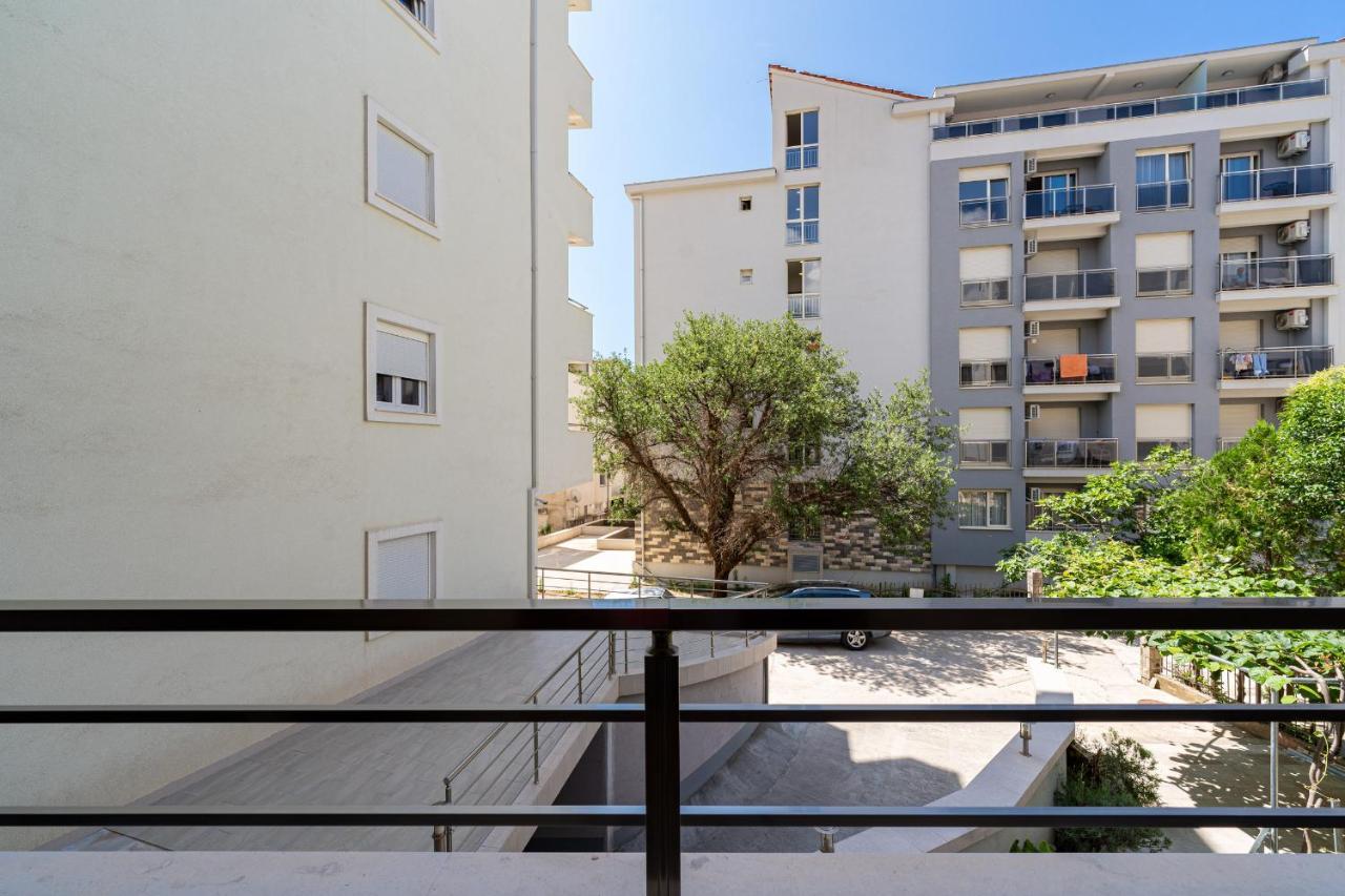 Studio Apartments Marea 2 บุดวา ภายนอก รูปภาพ
