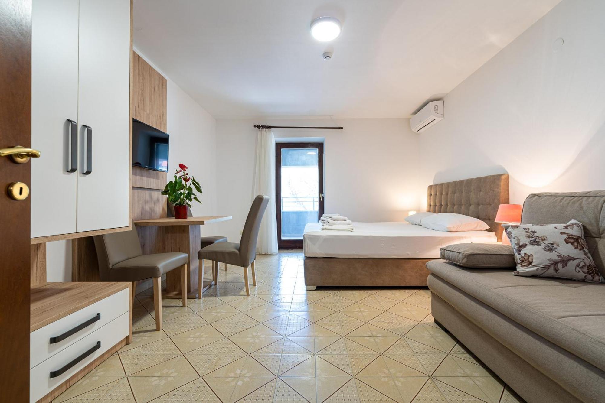 Studio Apartments Marea 2 บุดวา ห้อง รูปภาพ