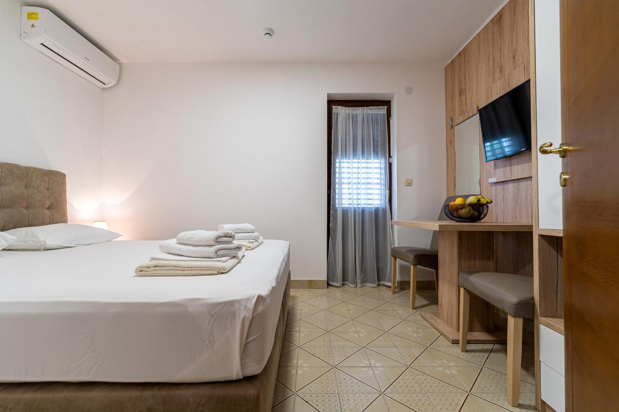 Studio Apartments Marea 2 บุดวา ห้อง รูปภาพ